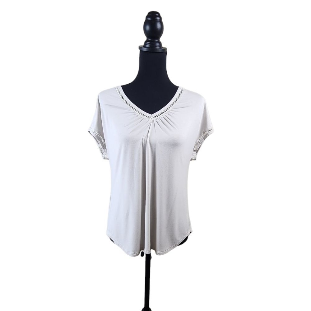 Meadow Rue Anthropologie Off White shirt with partial sheer back Size Small